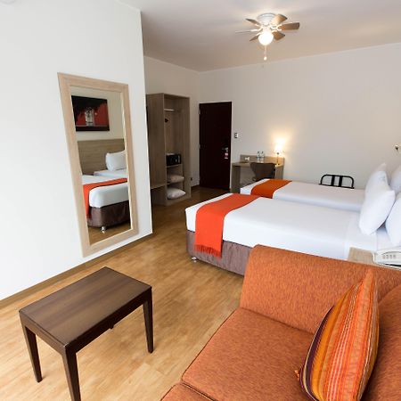 Casa Andina Standard Miraflores San Antonio リマ エクステリア 写真